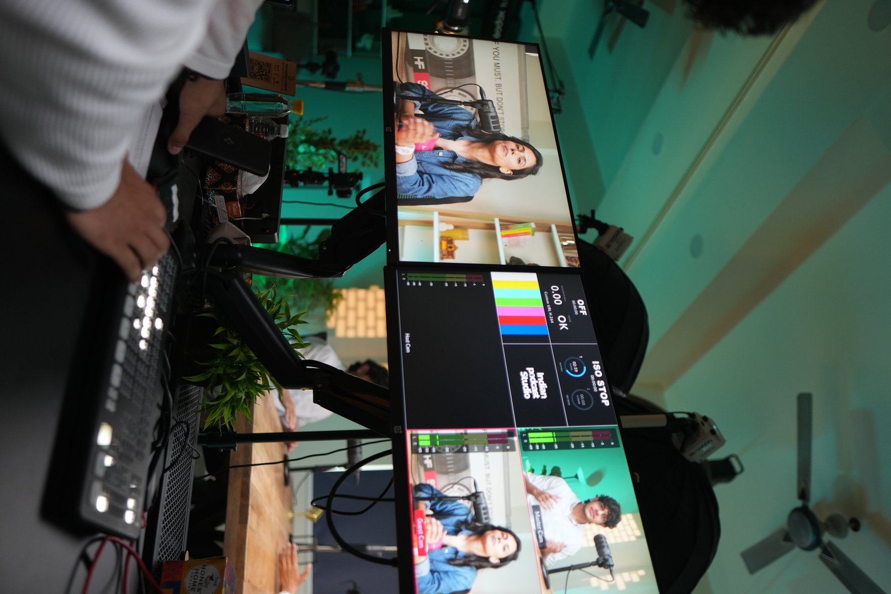 Inside Indian Podcast Studio Noida – best podcast studio India